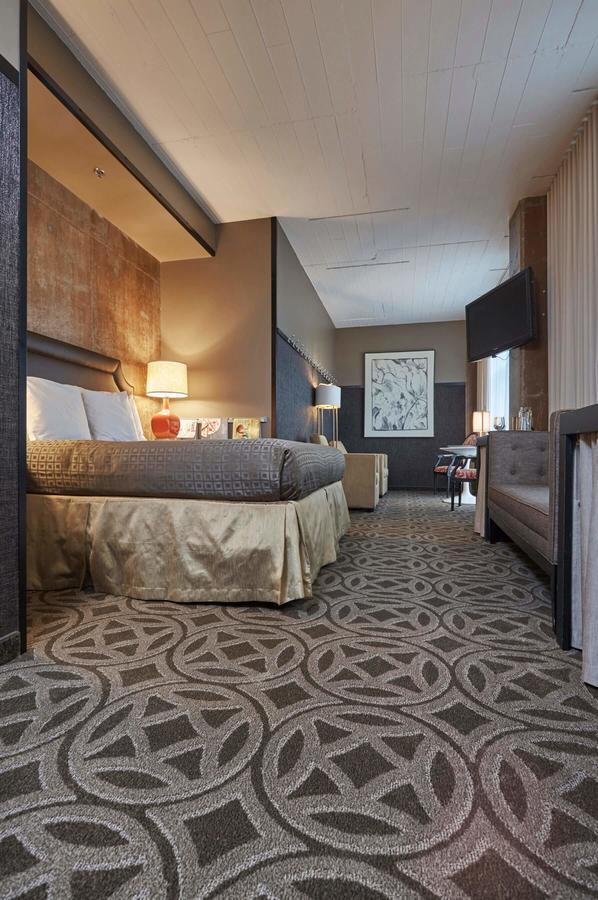 Proximity Hotel Greensboro Luaran gambar